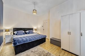 Bedroom 1b- click for photo gallery